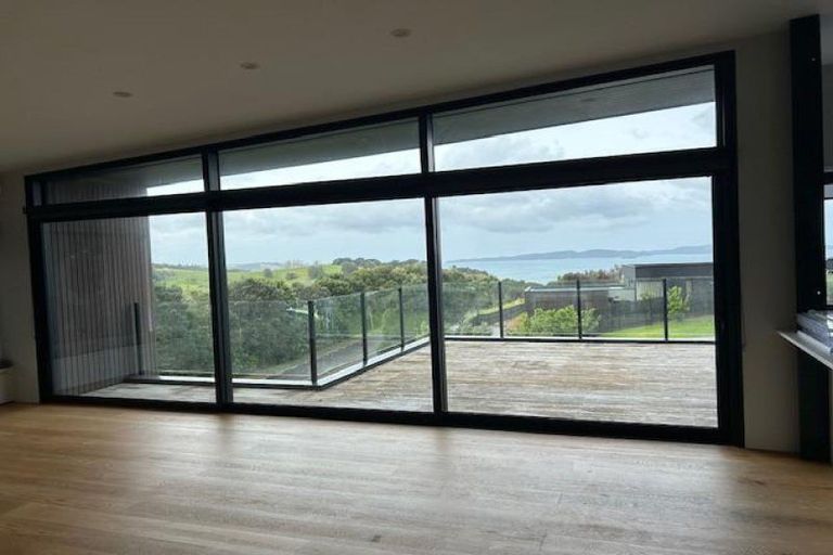 Photo of property in 4 Arabella Lane, Snells Beach, 0920