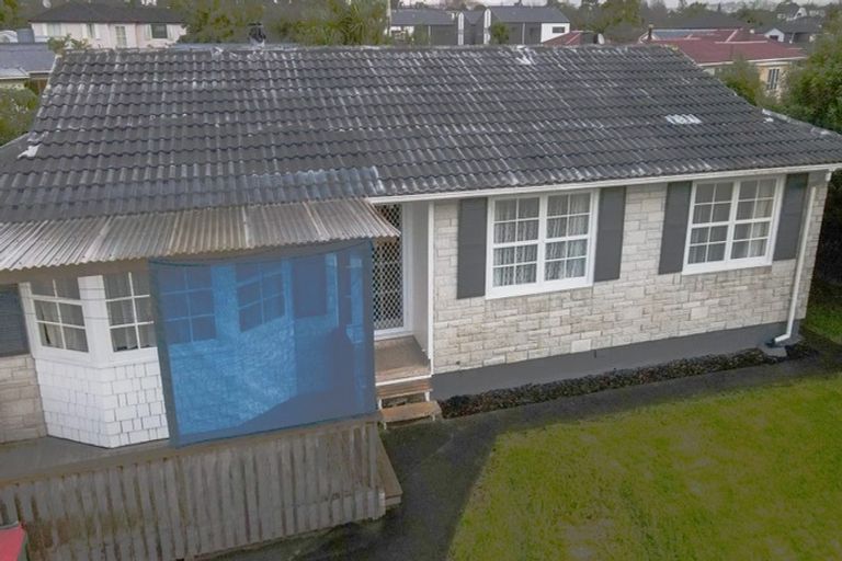 Photo of property in 20 Newland Grove, Henderson, Auckland, 0610