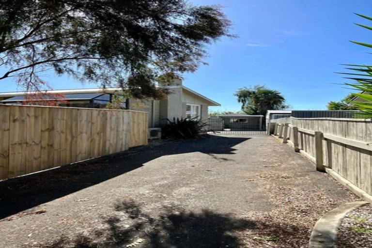 Photo of property in 2 Tasman Street, Havelock North, 4130