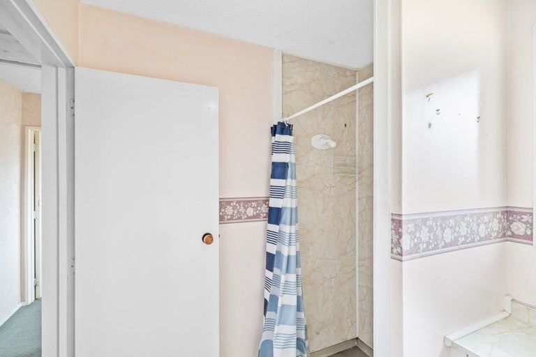 Photo of property in 2/4 Brixton Street, Islington, Christchurch, 8042