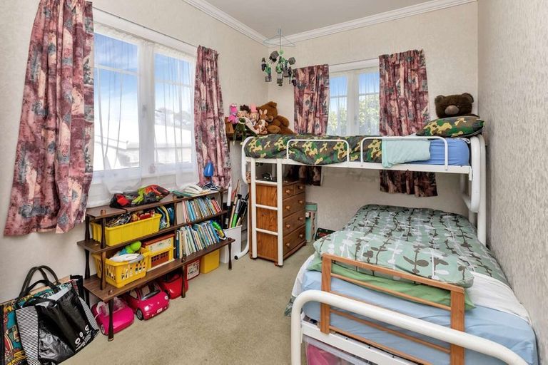Photo of property in 12 Pyle Road East, Ruakaka, 0171