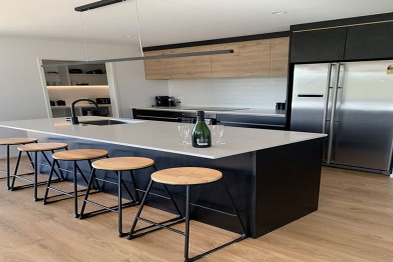 Photo of property in 33 Te Paea Avenue, Karaka, 2124