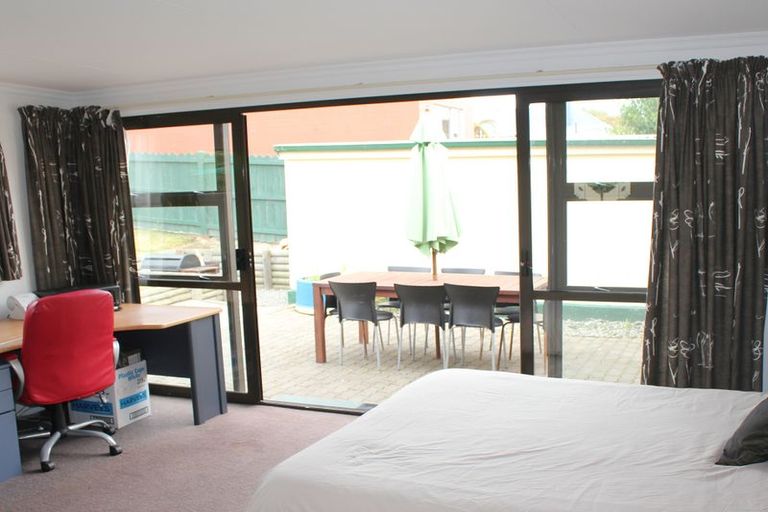 Photo of property in 67 Test Street, South Hill, Oamaru, 9400