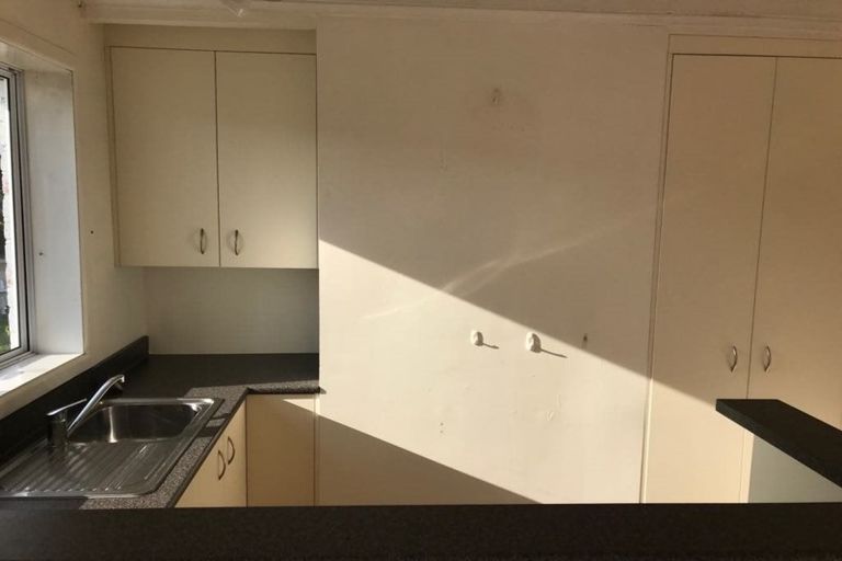 Photo of property in 4/87 Manuka Road, Bayview, Auckland, 0629