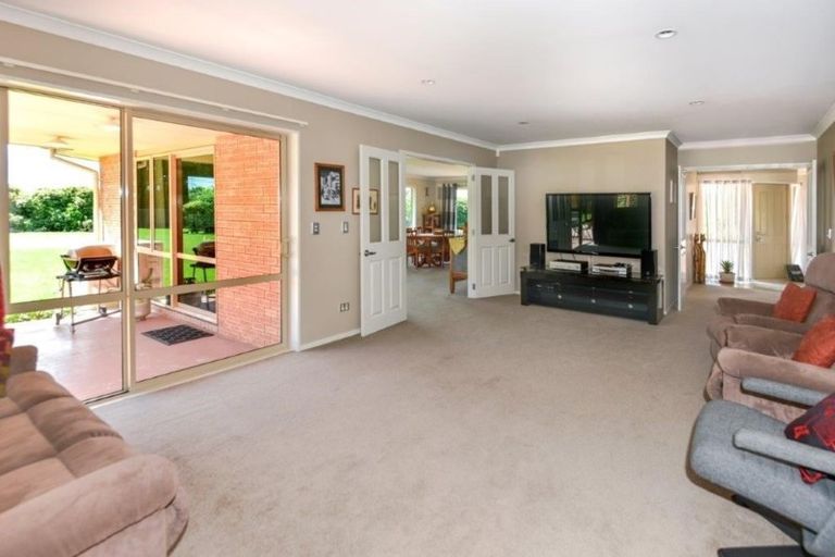 Photo of property in 8b Kowhai Drive, Darfield, 7510