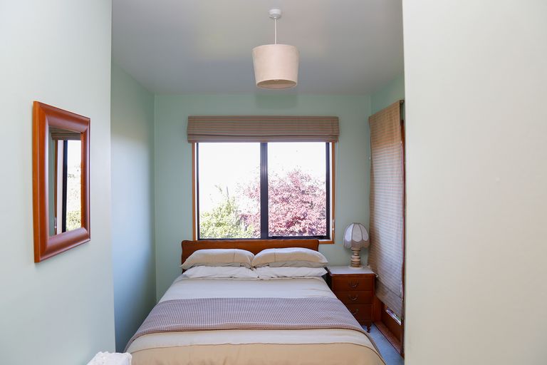 Photo of property in 22 Jessop Street, South Hill, Oamaru, 9400