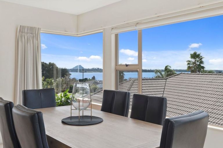 Photo of property in 53 Homestead Place, Welcome Bay, Tauranga, 3112