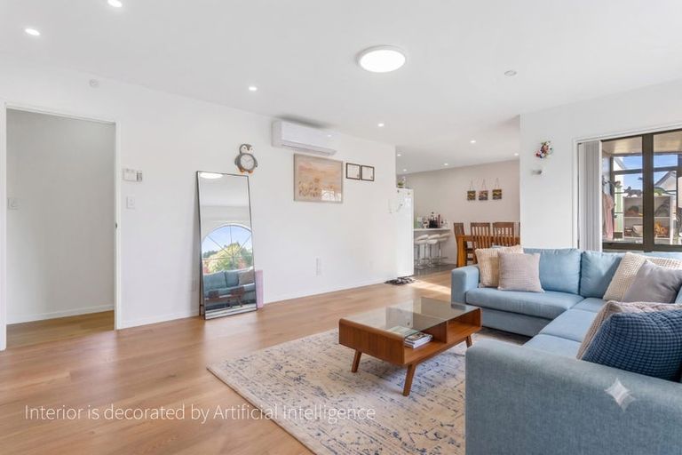 Photo of property in 2/16 Ultima Place, Clover Park, Auckland, 2019
