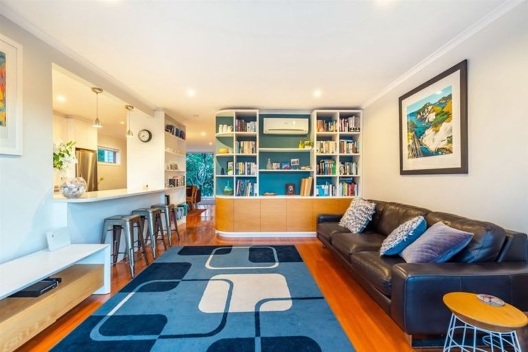 Photo of property in 12 Monarch Avenue, Hillcrest, Auckland, 0627