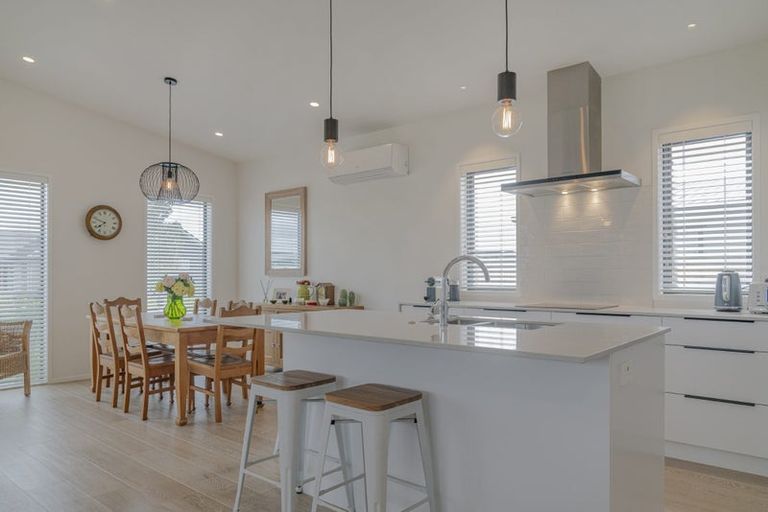 Photo of property in 23 Navigation Drive, Cooks Beach, Whitianga, 3591