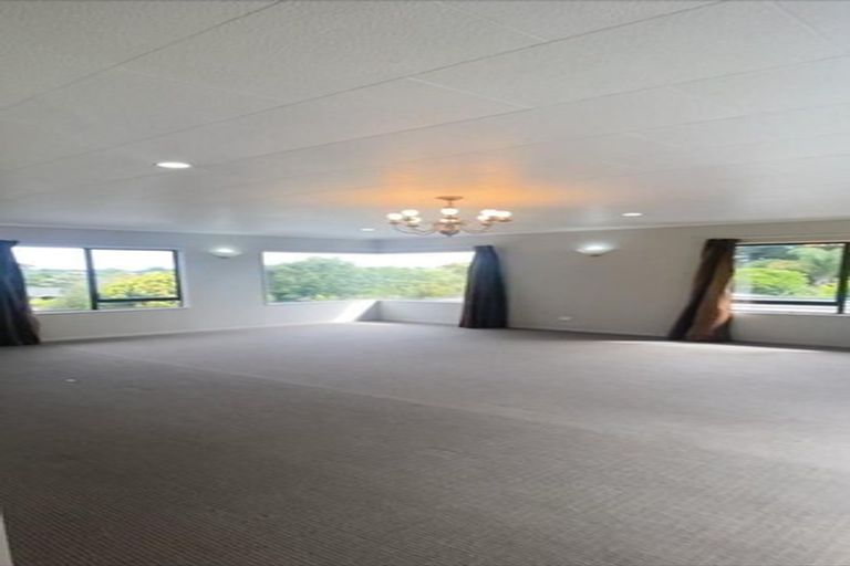 Photo of property in 21 Hakea Place, Totara Heights, Auckland, 2105