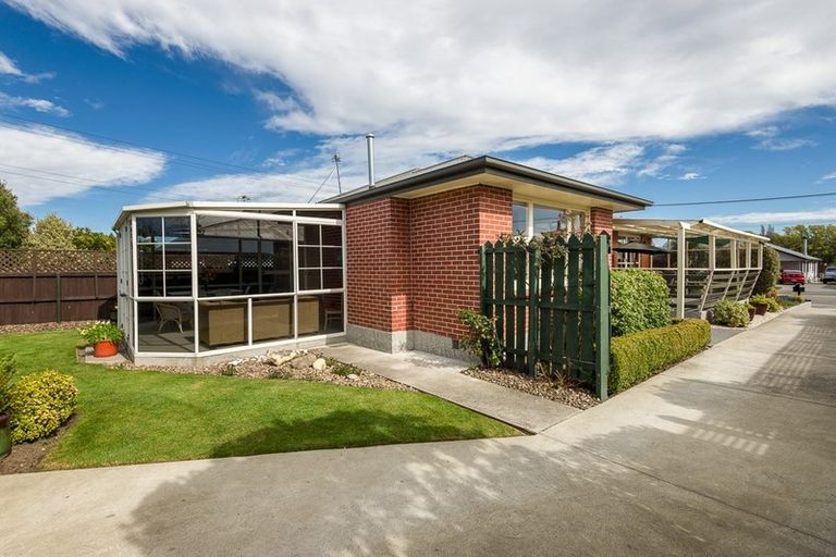 Photo of property in 82 Greenhaven Drive, Burwood, Christchurch, 8083