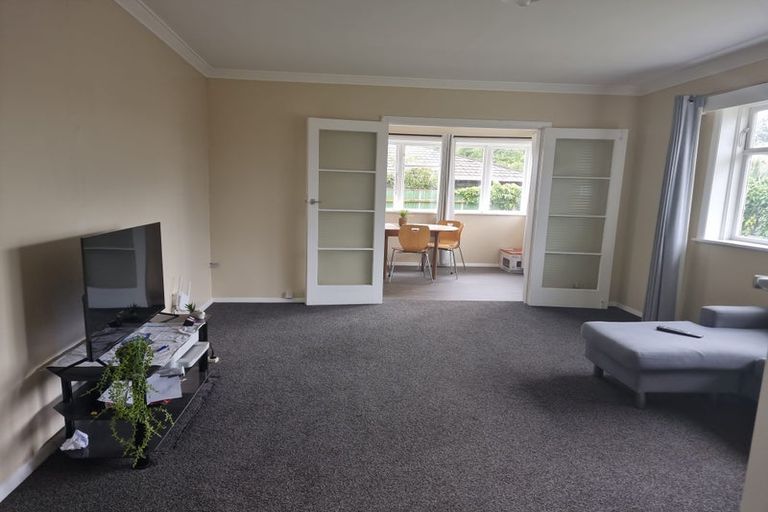 Photo of property in 9 Foster Street, Taita, Lower Hutt, 5011