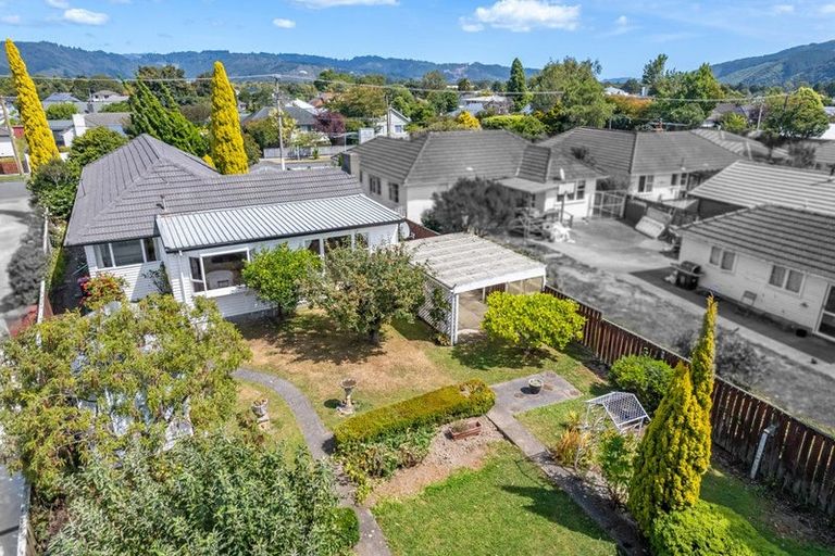 Photo of property in 52 Shakespeare Avenue, Trentham, Upper Hutt, 5018