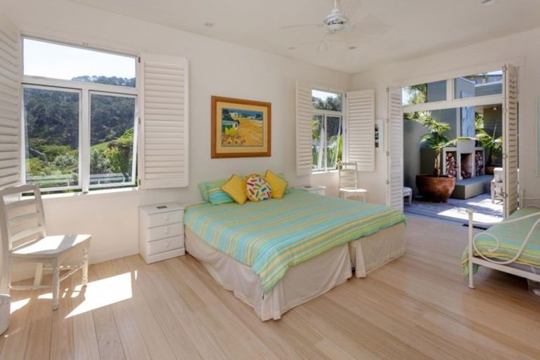 Photo of property in 69 Grange Road, Hahei, Whitianga, 3591