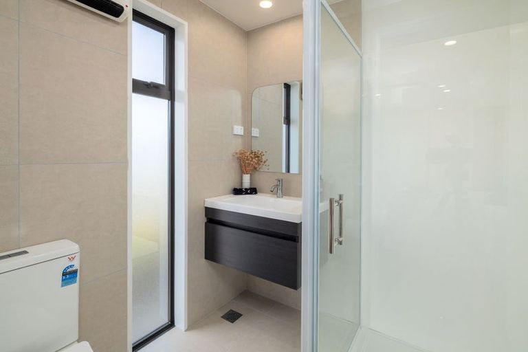 Photo of property in 2/33 Wyon Street, Linwood, Christchurch, 8062