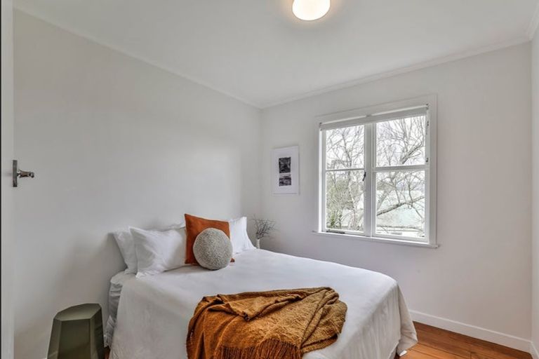 Photo of property in 257 Titirangi Road, Titirangi, Auckland, 0604