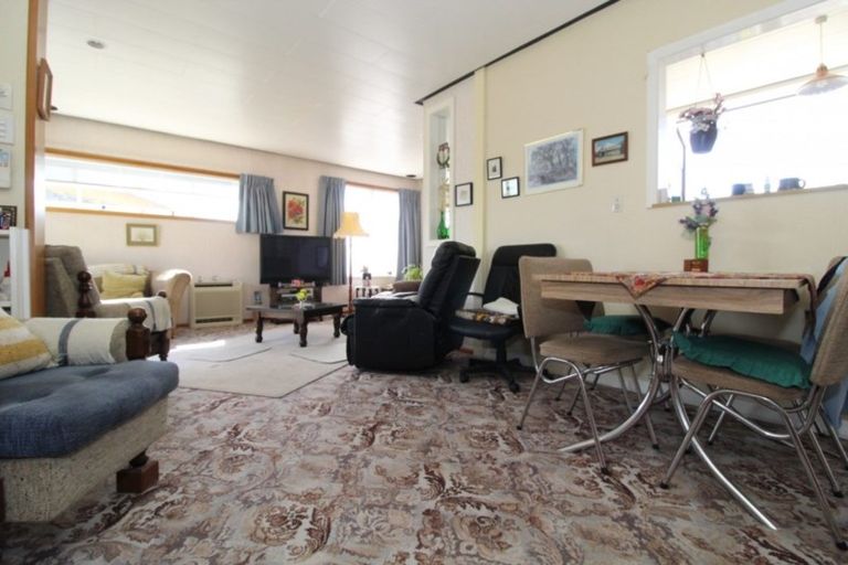 Photo of property in 37 Opie Street, Waimate, 7924