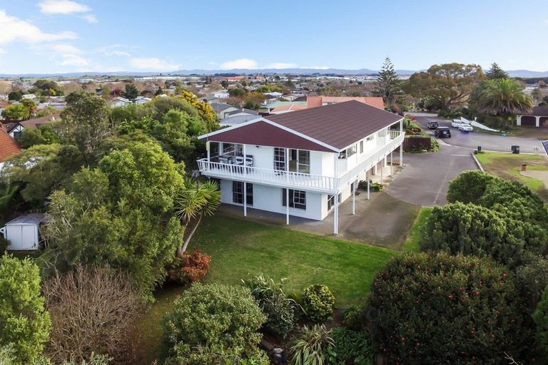 Photo of property in 8 Titoki Place, Pukete, Hamilton, 3200