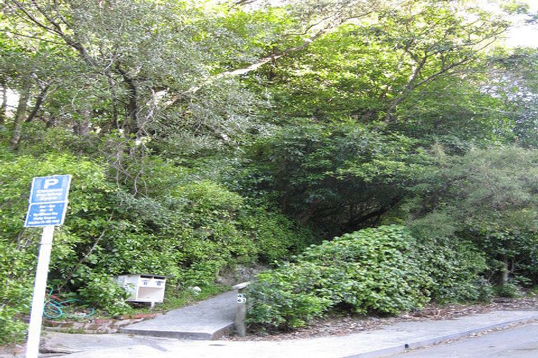 Photo of property in 41 Ngaio Road, Kelburn, Wellington, 6012