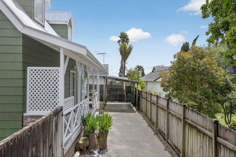 Photo of property in 1/78 Seymour Road, Sunnyvale, Auckland, 0612