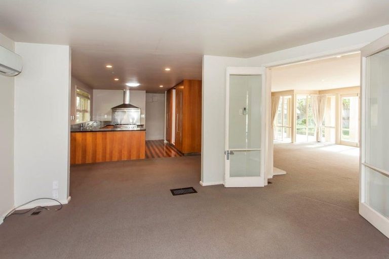 Photo of property in 27 Desmond Street, Merivale, Christchurch, 8014