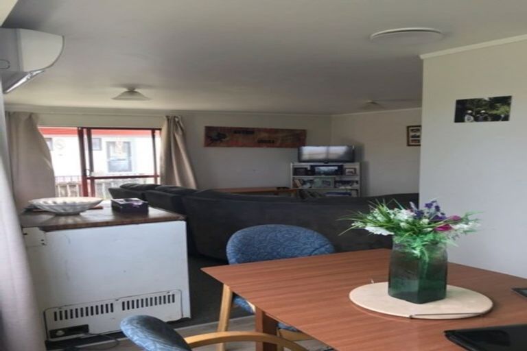 Photo of property in 53 Lloyd Drive, Nawton, Hamilton, 3200