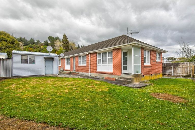 Photo of property in 3/31 Hillside Drive, Maoribank, Upper Hutt, 5018