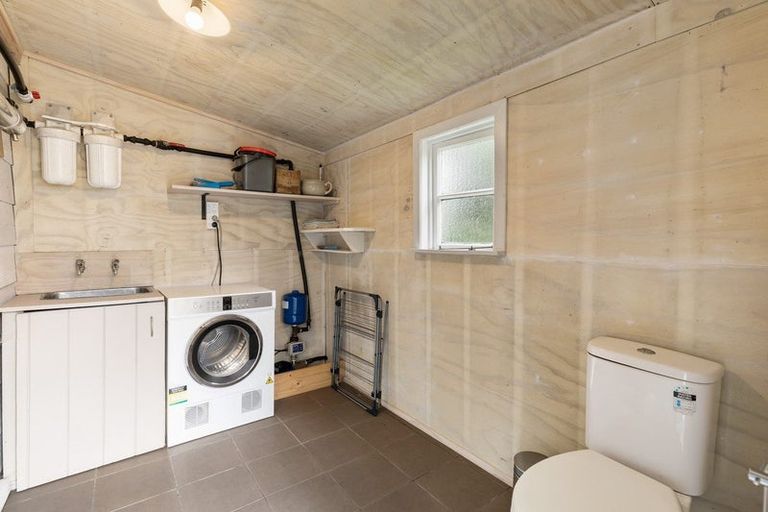 Photo of property in 72 Oneriri Road, Kaiwaka, 0573