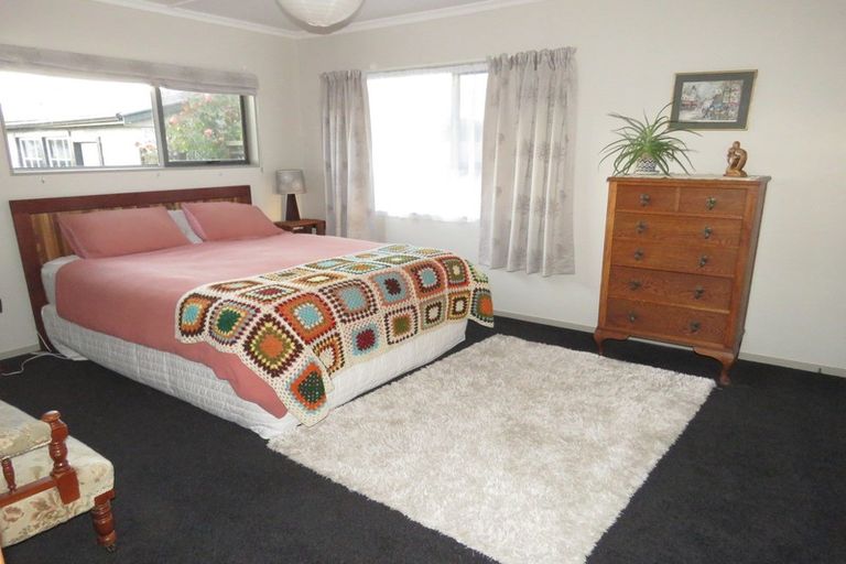 Photo of property in 2 Walsh Street, Reefton, 7830