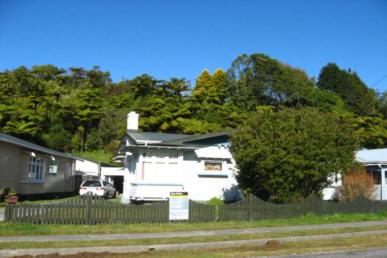 Photo of property in 9 Lydia Street, Greymouth, 7805