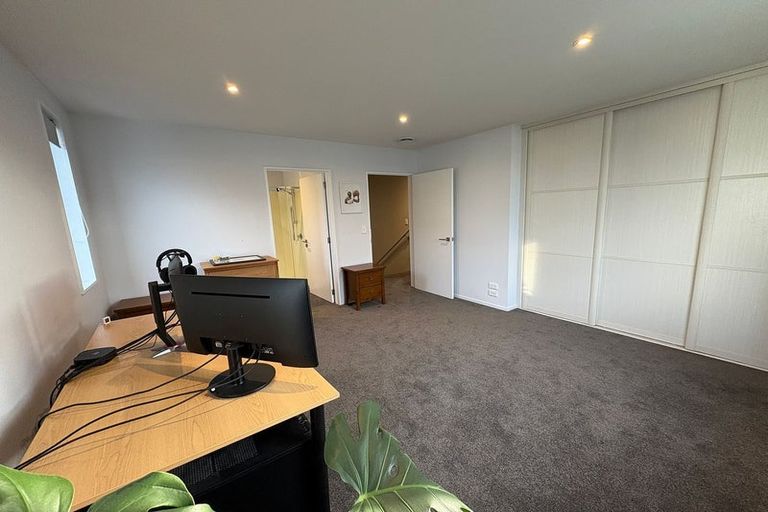 Photo of property in 2/27 Sherborne Street, St Albans, Christchurch, 8014