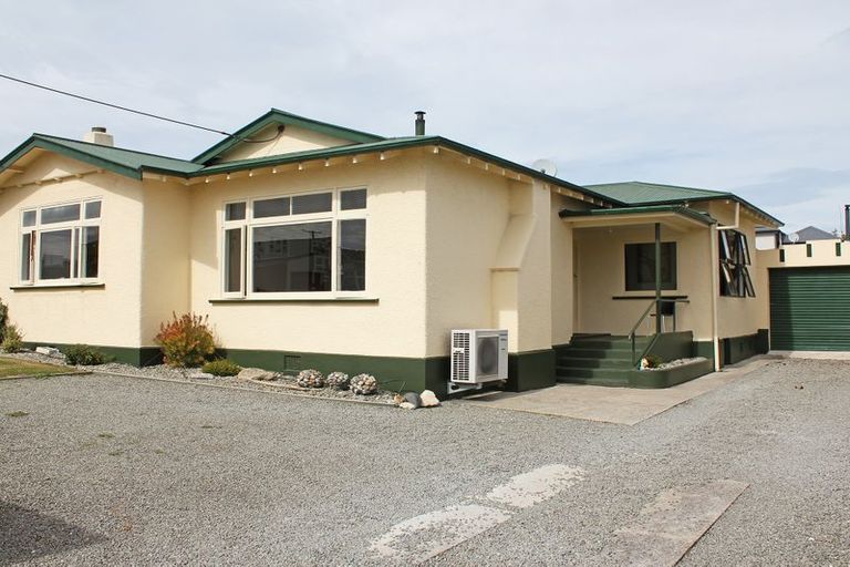 Photo of property in 67 Test Street, South Hill, Oamaru, 9400