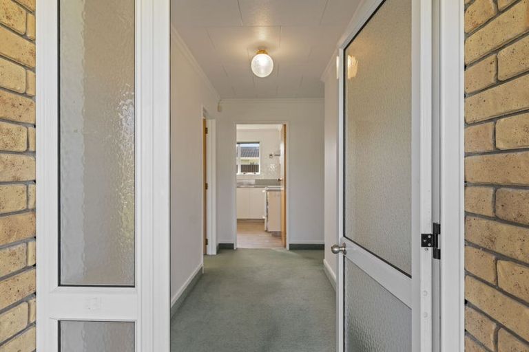 Photo of property in 2a Hamlet Street, Stratford, 4332