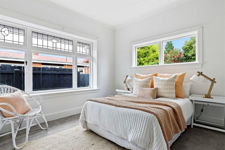 Photo of property in 1/170 Main North Road, Redwood, Christchurch, 8051