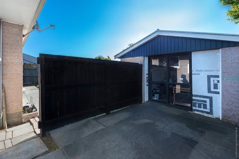 Photo of property in 158 Pacific Road, North New Brighton, Christchurch, 8083