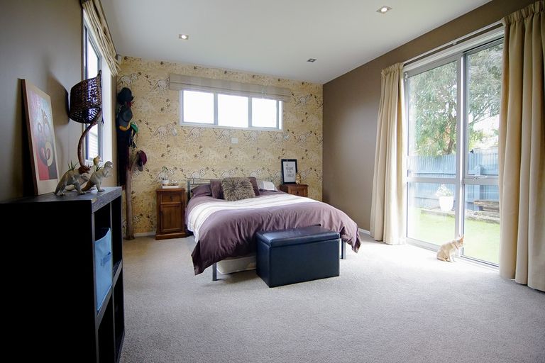 Photo of property in 8 Lifford Place, Awapuni, Palmerston North, 4412