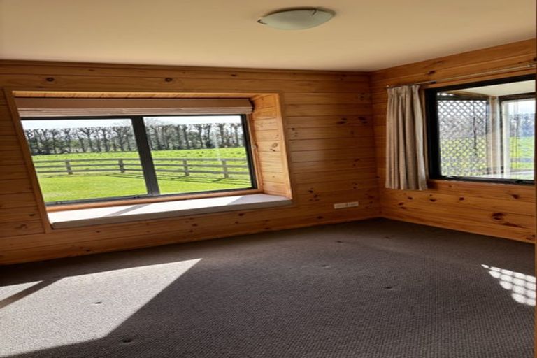 Photo of property in 225 Hoeka Road, Matangi, Hamilton, 3284