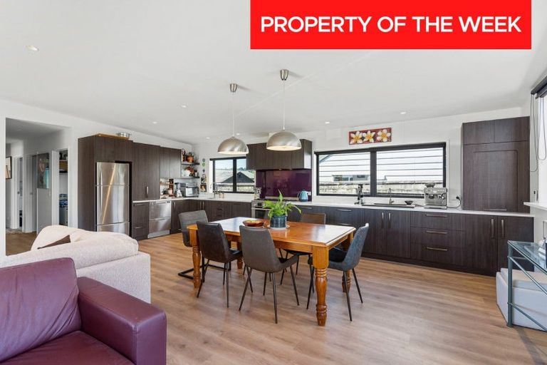 Photo of property in 114 Tamaki Road, Whangamata, 3620