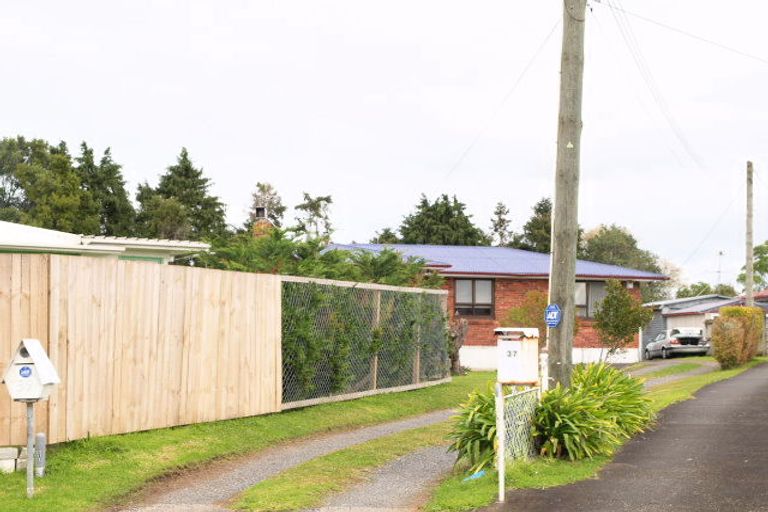 Photo of property in 37 Eden Street, Mangere East, Auckland, 2024
