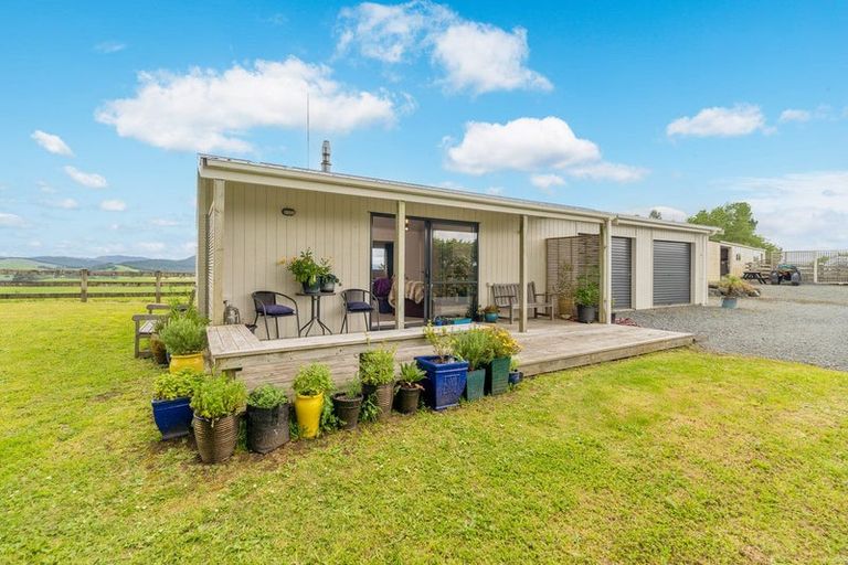 Photo of property in 158 Waiteitei Road, Wellsford, 0974