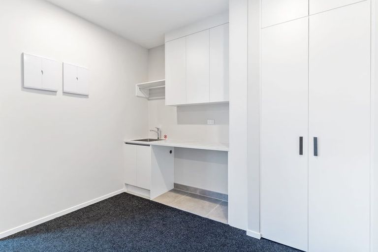 Photo of property in 19 Paparahi Place, Wainui, Silverdale, 0992