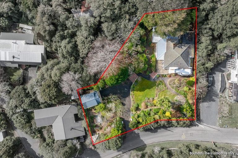 Photo of property in 11 Howard Street, Macandrew Bay, Dunedin, 9014