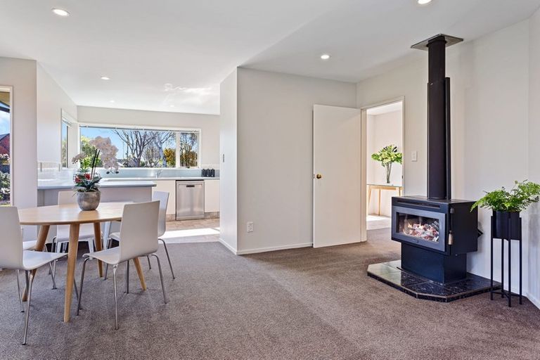 Photo of property in 21 Rempstone Drive, Halswell, Christchurch, 8025