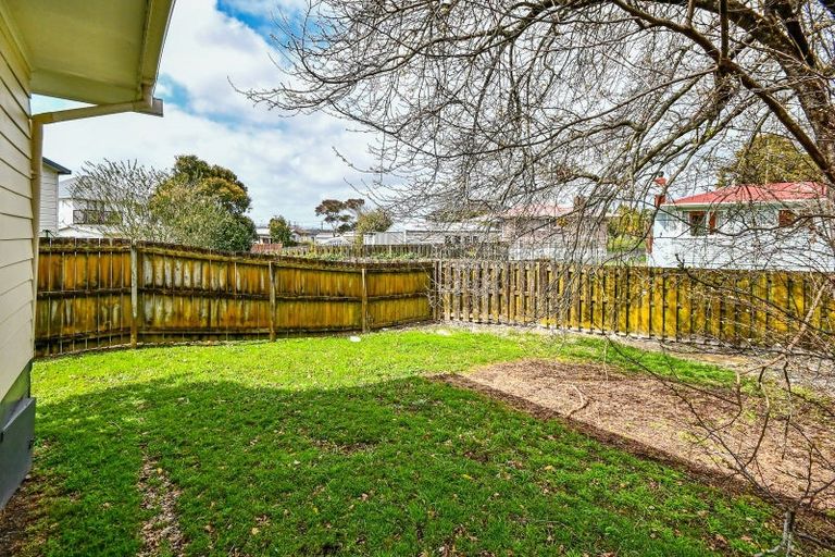 Photo of property in 113 Beaumonts Way, Manurewa, Auckland, 2102