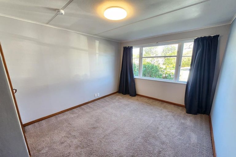 Photo of property in 5 Miles Place, Awapuni, Palmerston North, 4412