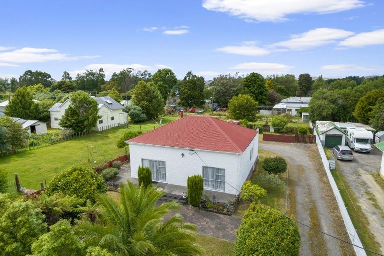 Photo of property in 28 Tay Street, Woodville, 4920
