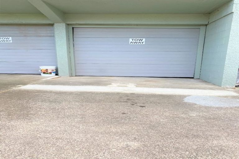 Photo of property in 8/3 Begbie Place, Sandringham, Auckland, 1025