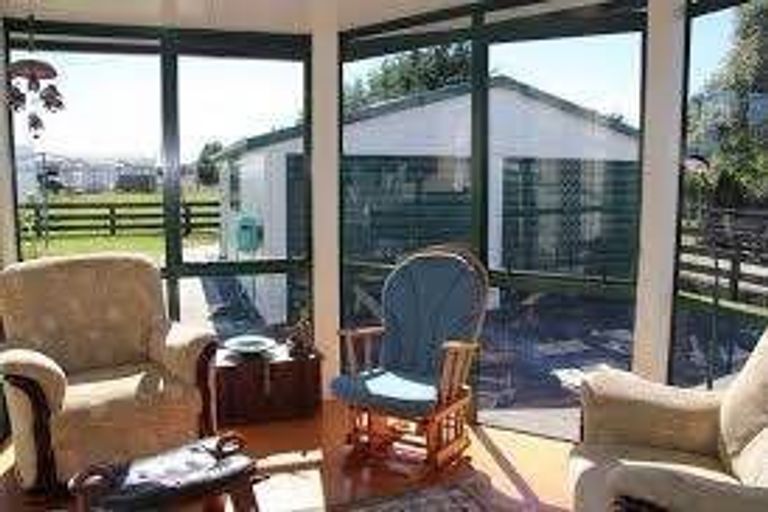 Photo of property in 241 Bremner Road, Karaka, Papakura, 2113