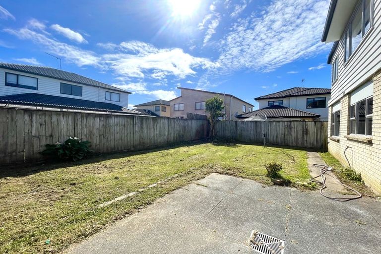 Photo of property in 3 Dione Place, Flat Bush, Auckland, 2016